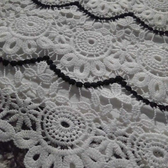 CLASSY LACE TOP Black&White XS - Picture 4 of 5